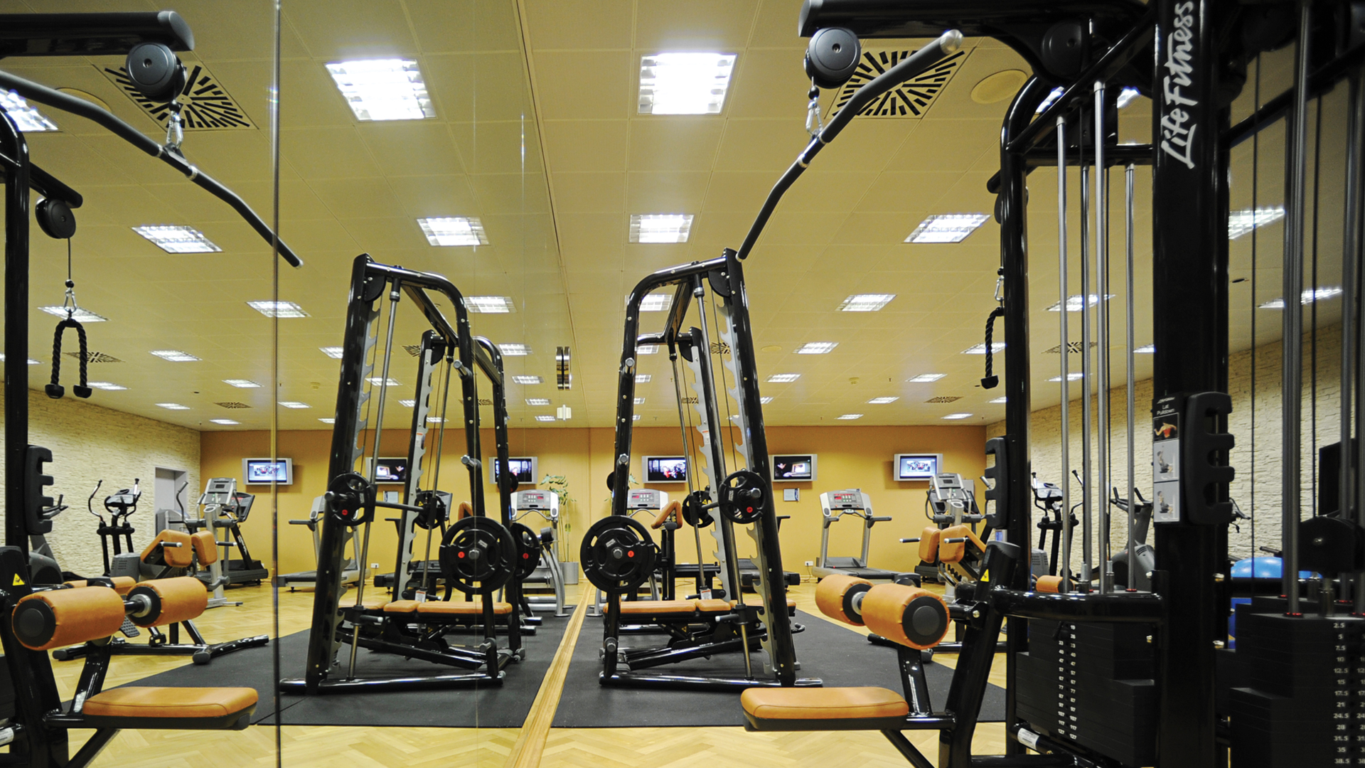 airport gym