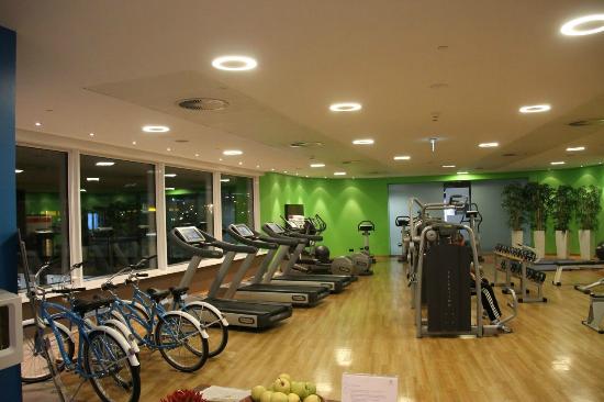 airport gym